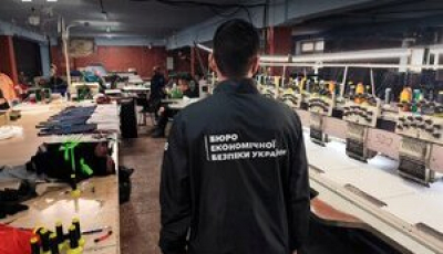 В Одесі знайшли підпільну швейну фабрику. ФОТОрепортаж